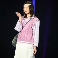 小坂菜緒「マイナビ TGC 2020 S/S」00305-k096