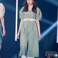 吉田朱里「マイナビ TGC 2020 S/S」