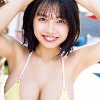 寺本莉緒、初写真集が発売前重版