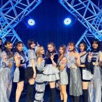 E-girls、都内で無観客ライブイベントを開催　22万人が視聴
