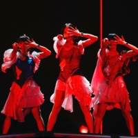 Perfume「思い出をみせあいっこ」東京ドーム公演で見せた絆