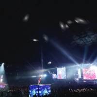 Perfume「思い出をみせあいっこ」東京ドーム公演で見せた絆