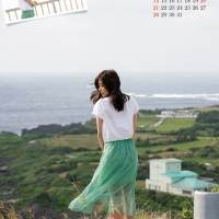 元NMB48内木志、卒業後初の単独カレンダー