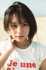 長月翠、初の写真集で水着＆ランジェリー姿　“アイドルの限界”超え