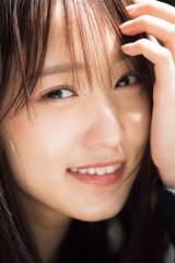 欅坂46菅井友香「CMNOW」表紙、平手友梨奈の気持ちは「受け継いでいる」