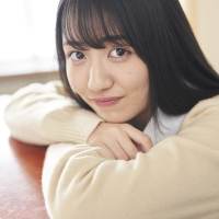 長尾しおり『制コレ’20』GPへ水着姿でアピール