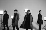 flumpool「12年ぶりに脱ぎました」ニューアルバムのアートワーク公開