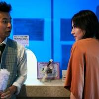 長澤まさみ、映画『MOTHER マザー』場面写真解禁