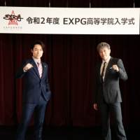 TETSUYA「夢をすべて叶えて欲しい！」オンライン入学式で新入生にエール