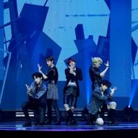 TOMORROW X TOGETHER、メディア向けショーケースで「Can’t You See Me?」初披露
