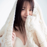 尾崎由香、２年ぶり写真集で９つの素顔に迫る