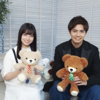 橋本環奈、片寄涼太の“鼻かじキス”「絶妙ですよ」：『０キス』撮影秘話