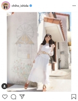 STU48石田千穂、透け素材アイテムで涼しげ夏コーデ「大人っぽい」