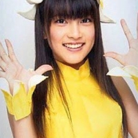 入山杏奈、デビュー初期の写真が話題