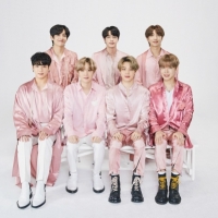 BTS『2020 BTS FESTA』デビュー７周年記念家族写真を公開