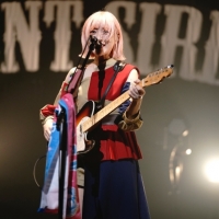 SILENT SIREN「諦めないこの世界は最高」無観客ライブで見せた音楽愛