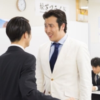 尾上松也、渾身の顔アクション