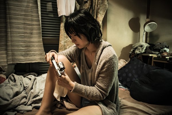 『銃2020』場面写真