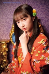 小宮有紗、鳥籠の美少女