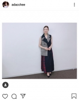 足立梨花、レイヤードデザインの斬新ワンピース