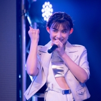 TPD「皆さんに早く会えますように！」初の無観客配信ライブで16曲披露