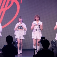 TPD「皆さんに早く会えますように！」初の無観客配信ライブで16曲披露