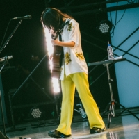 あいみょん、生配信ライブ総視聴者数57万人「みんなと会場で会いたい」