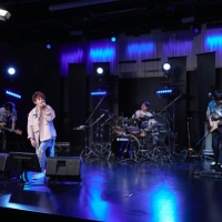 Natural Lag、離れていても伝わる“熱”　配信ライブで届けたエネルギー
