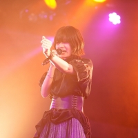 ニノミヤユイ「わたしはずっと歌い続ける」1st LIVEで魅せた気概