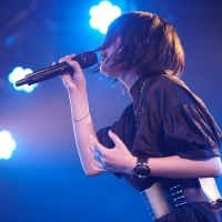 ニノミヤユイ「わたしはずっと歌い続ける」1st LIVEで魅せた気概