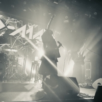 BAND-MAID、全面LEDを駆使　初の配信お給仕は世界中で反響