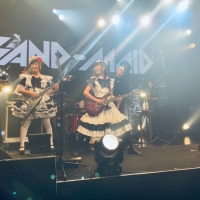 BAND-MAID、全面LEDを駆使　初の配信お給仕は世界中で反響