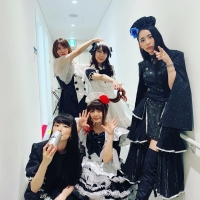 BAND-MAID、全面LEDを駆使　初の配信お給仕は世界中で反響