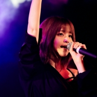 新生DEAR KISS「もっと力を付けて大きなステージに」配信ライブ８曲披露