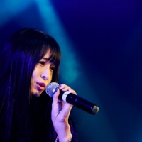 新生DEAR KISS「もっと力を付けて大きなステージに」配信ライブ８曲披露