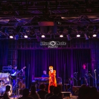 MISIA、衣装に合わせたデザインのマスクで歌唱　ステージから届けた音楽の力