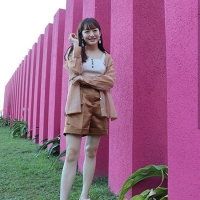 HKT48田島芽瑠、シアーシャツでゆるっとコーデ「かわいい」