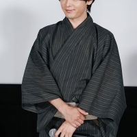 中村倫也・石橋静河『人数の町』大当たり祈願