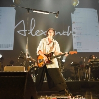 [Alexandros]vs[Champe]、６年ぶり夏フェス開催「ライブができるのは幸せ」
