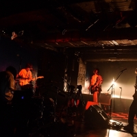パノラマパナマタウン「これが新たな一歩目」オンラインライブで魅せた気概