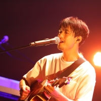 MORISAKI WIN、過去、未来への強い思いを感じさせた無観客配信ライブ