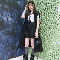 永野芽郁、久々の足出しファッション