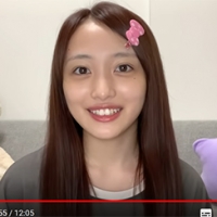 向井地美音、小顔マッサージですっぴん
