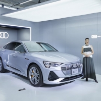 柴咲コウ「Audi e-tron Sportback」オンライン発表会