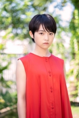 伊藤万理華が出演、短編映画『真夜中は女の子』期間限定配信