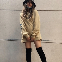 ゆきぽよ、ニーハイブーツで美脚