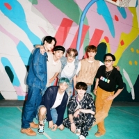 BTS、韓国アーティスト初　米「Billboard200」「HOT100」同時獲得