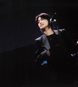 ZARD、初にして唯一の全国ライブツアーBlu-ray作品ジャケ写公開