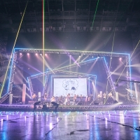 天月-あまつき-「ここまで来ることが出来た」“Love＆Pop”絢爛のステージ