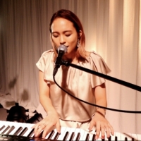 Leola 「画面越しでも心は繋がっていたい」オンラインライブで24曲披露
